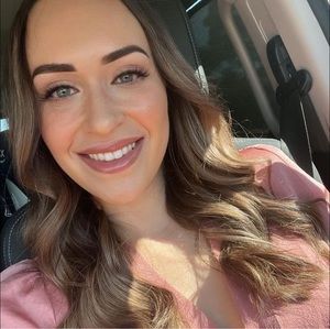 Meet your Posher, Jess